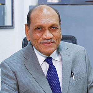 Dr. G. M. Warke Founder, Chairman and Managing Director Himedia Laboratories 