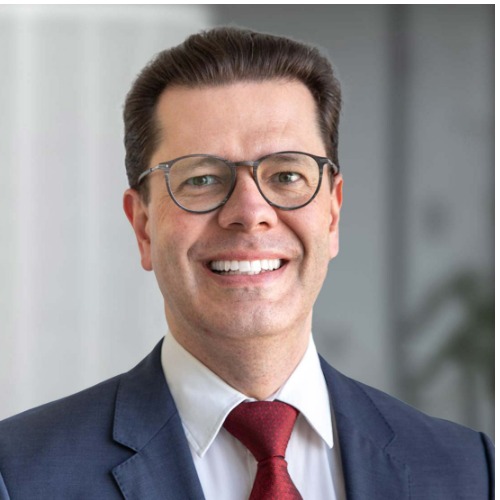 Igor Glaser Executive Vice President of Finance & Business Transformation Sidel 
