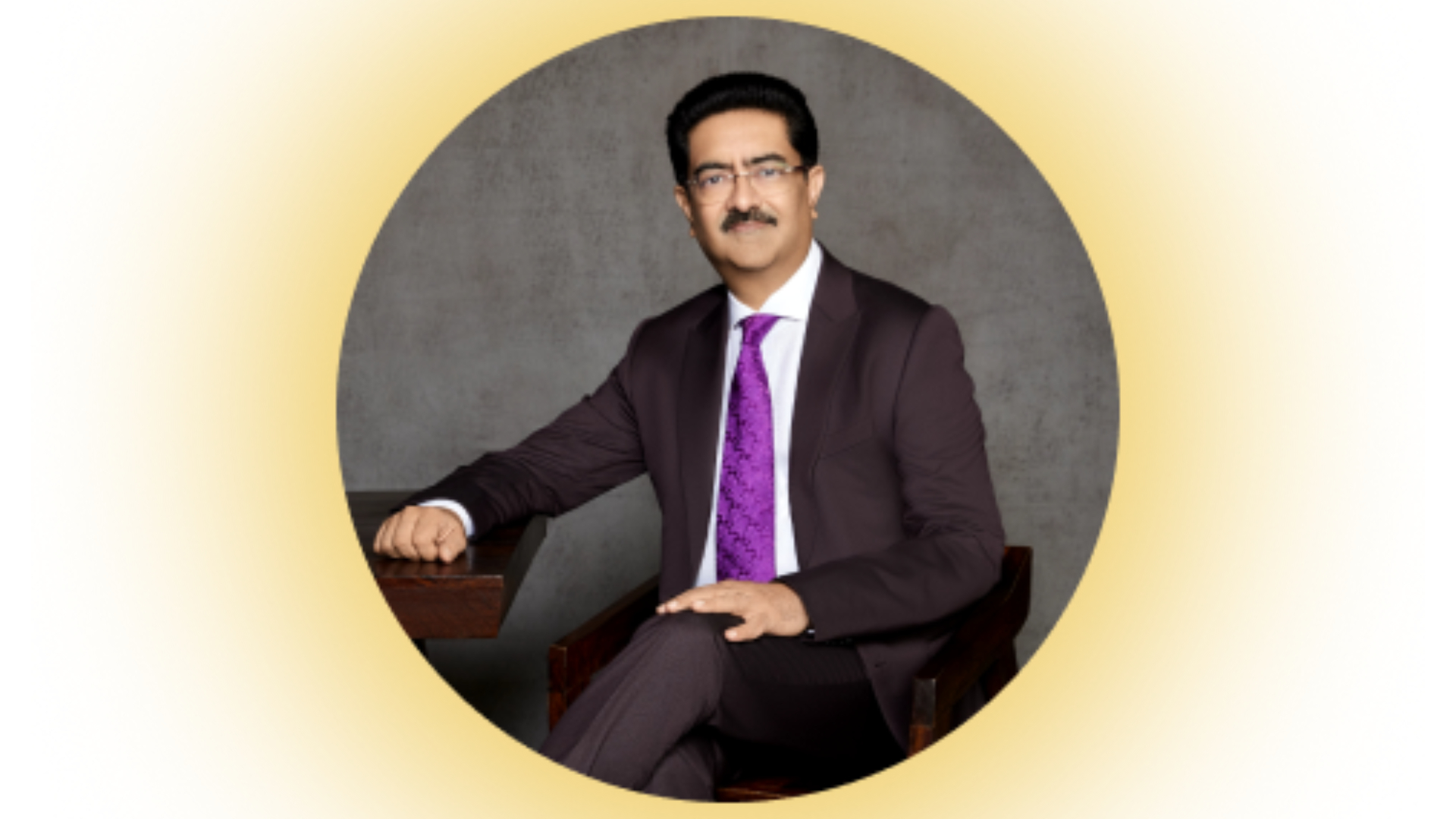 MR. KUMAR MANGALAM BIRLA  Chairman, Aditya Birla Group Aditya Birla Fashion and Retail